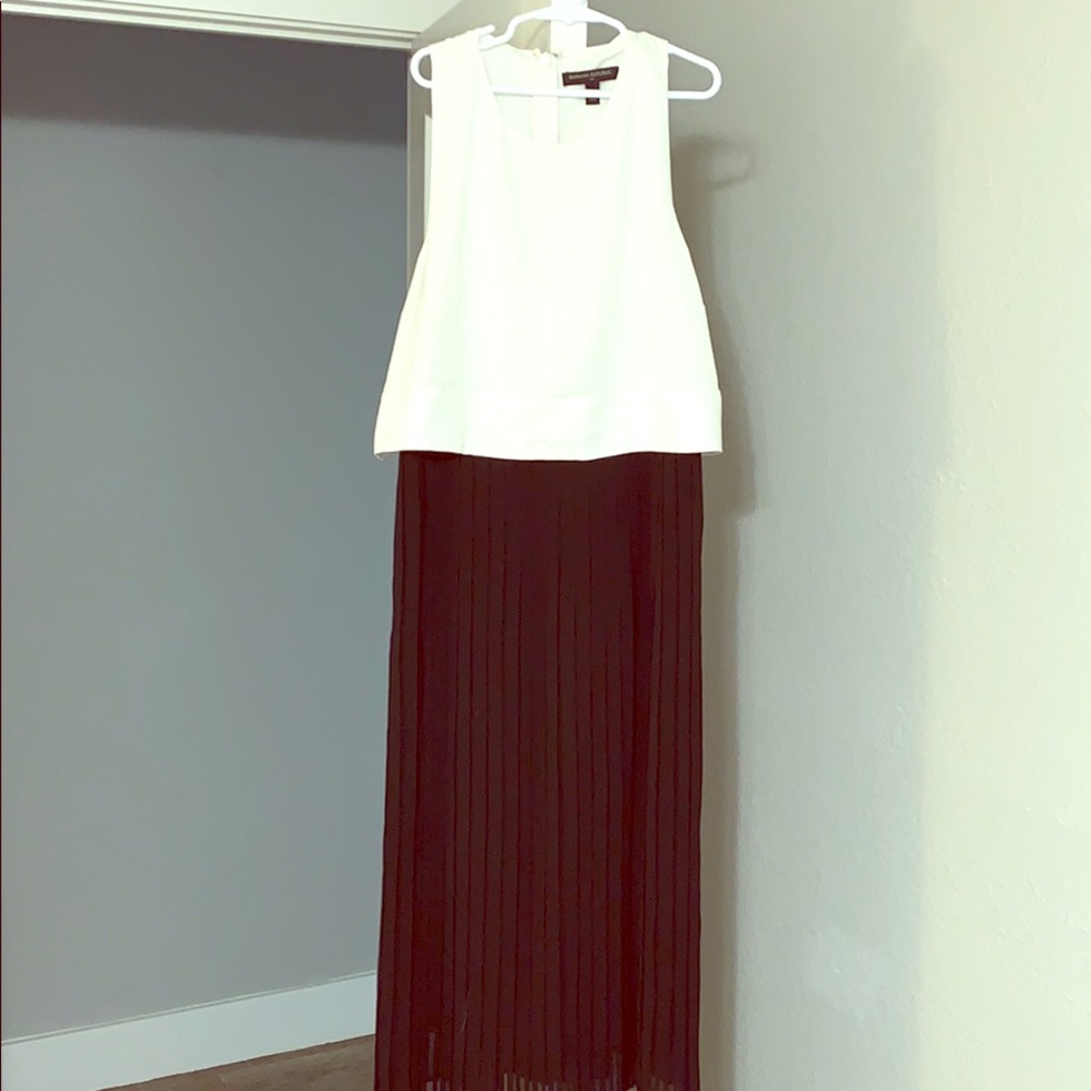 Black and White pleated Dress